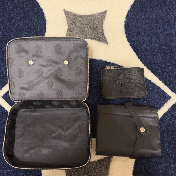 Chrome Hearts Black Leather Makeup Bag - Picture 4 of 4